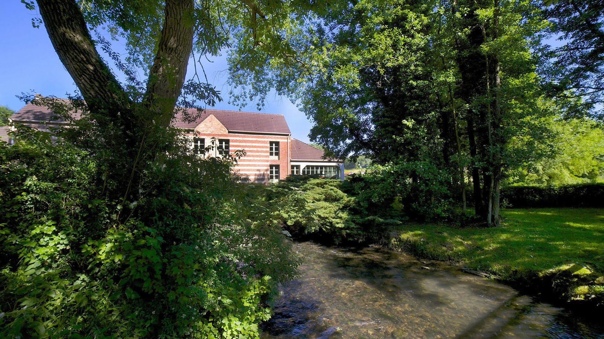فندق Moulin De Mombreux لامبرْ المظهر الخارجي الصورة